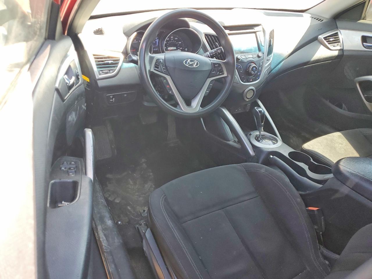 2016 Hyundai Veloster Base - zdjęcie 8