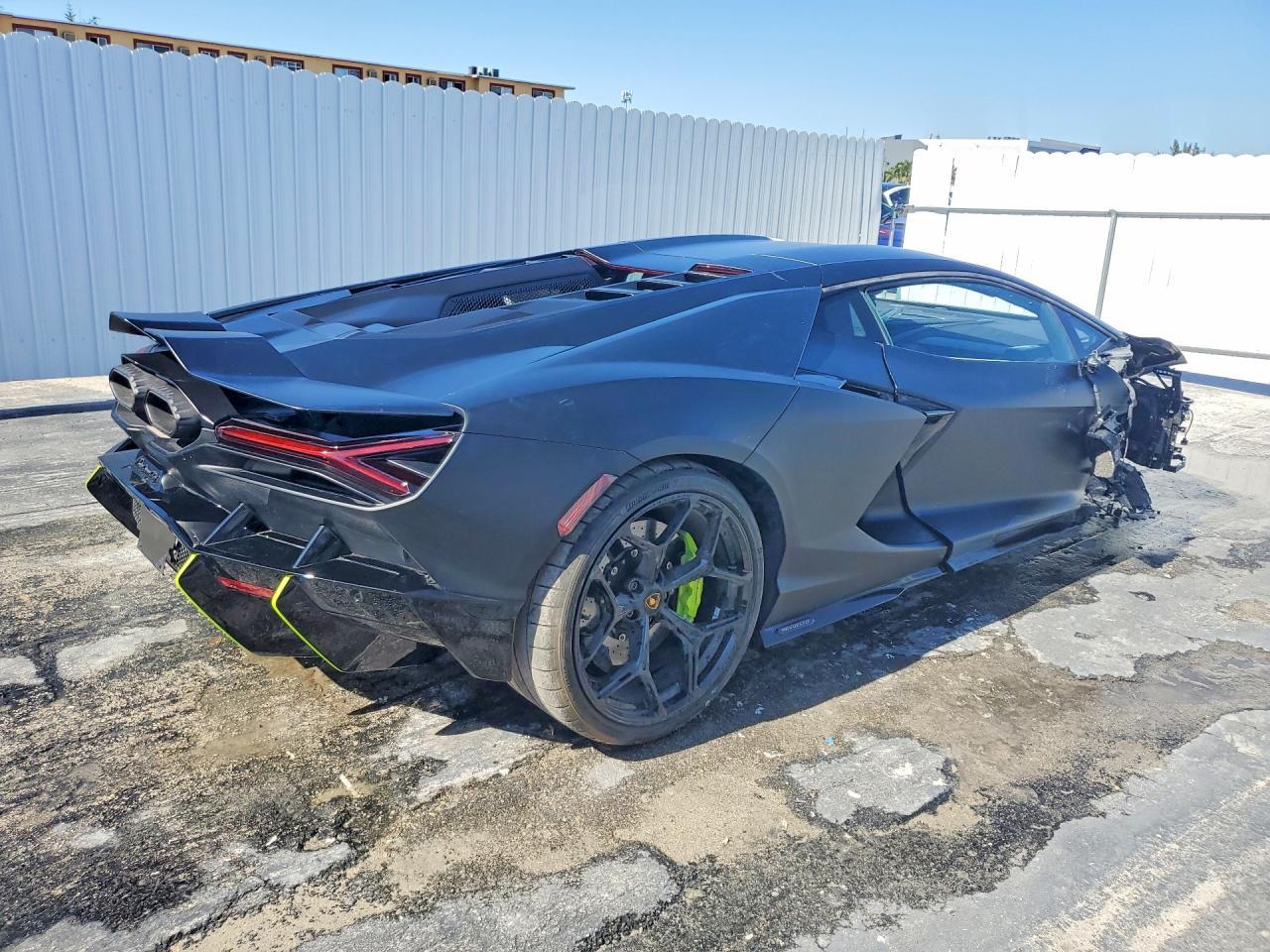 2024 Lamborghini Revuelto - zdjęcie 3