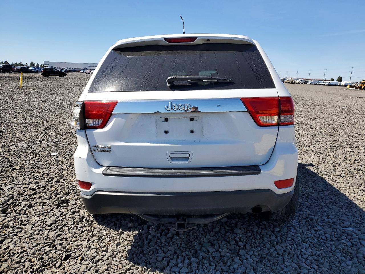 2013 Jeep Grand Cherokee Laredo - zdjęcie 6