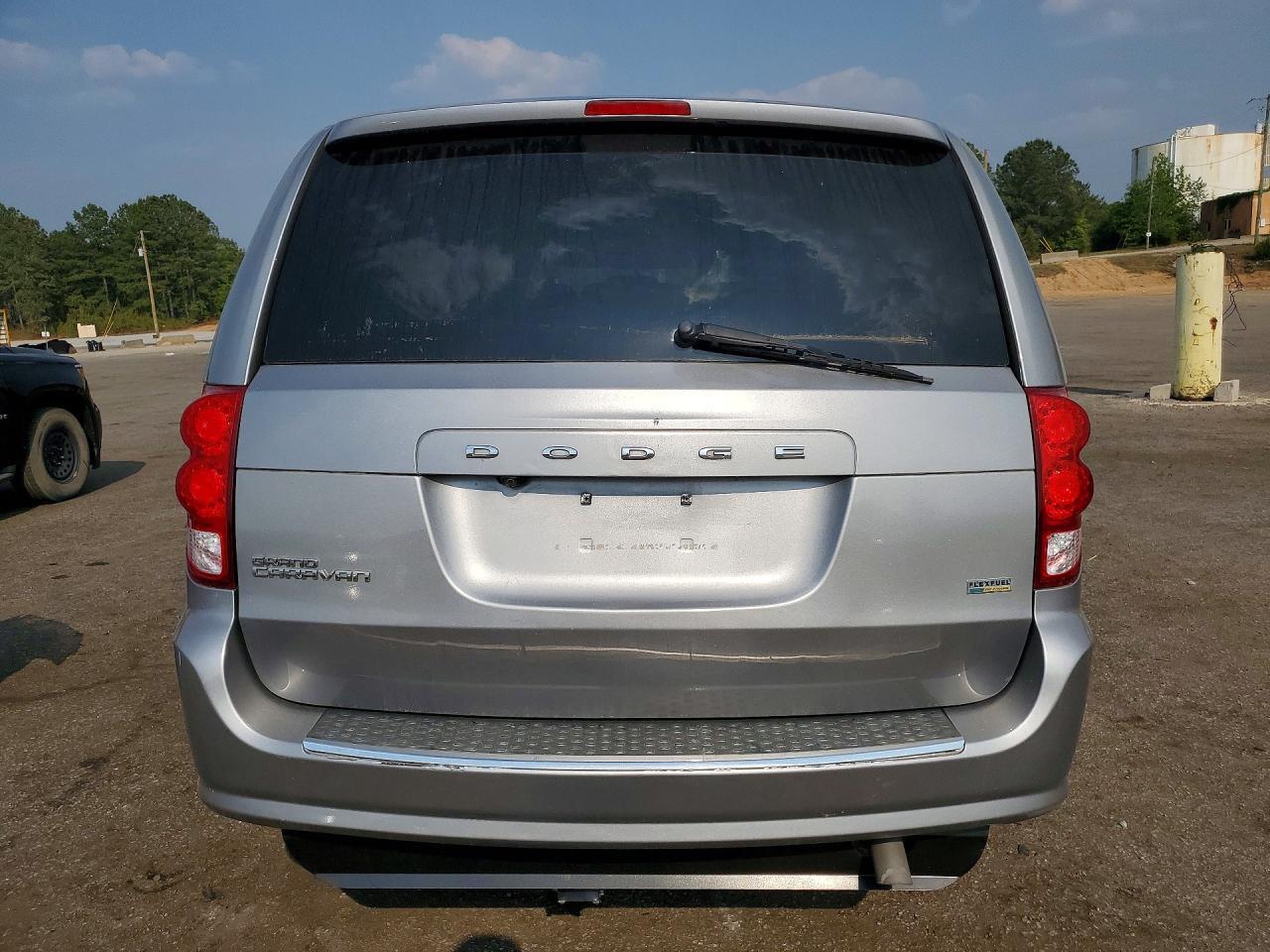 2017 Dodge Grand Caravan Gt - zdjęcie 6