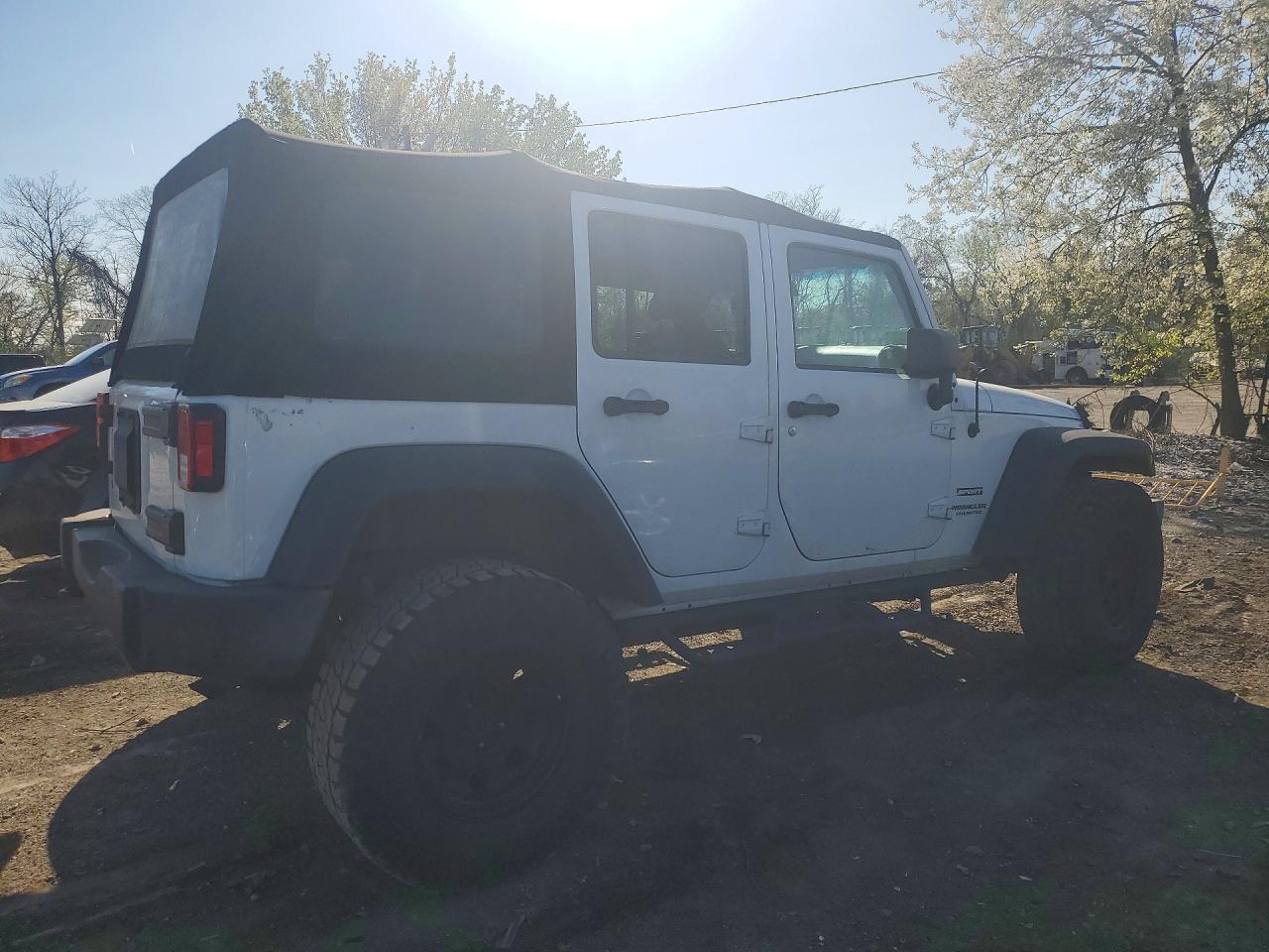 2016 Jeep Wrangler Unlimited Sport - zdjęcie 3