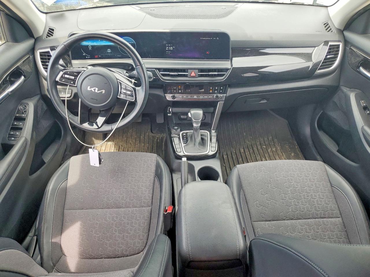 2024 Kia Seltos S - zdjęcie 8