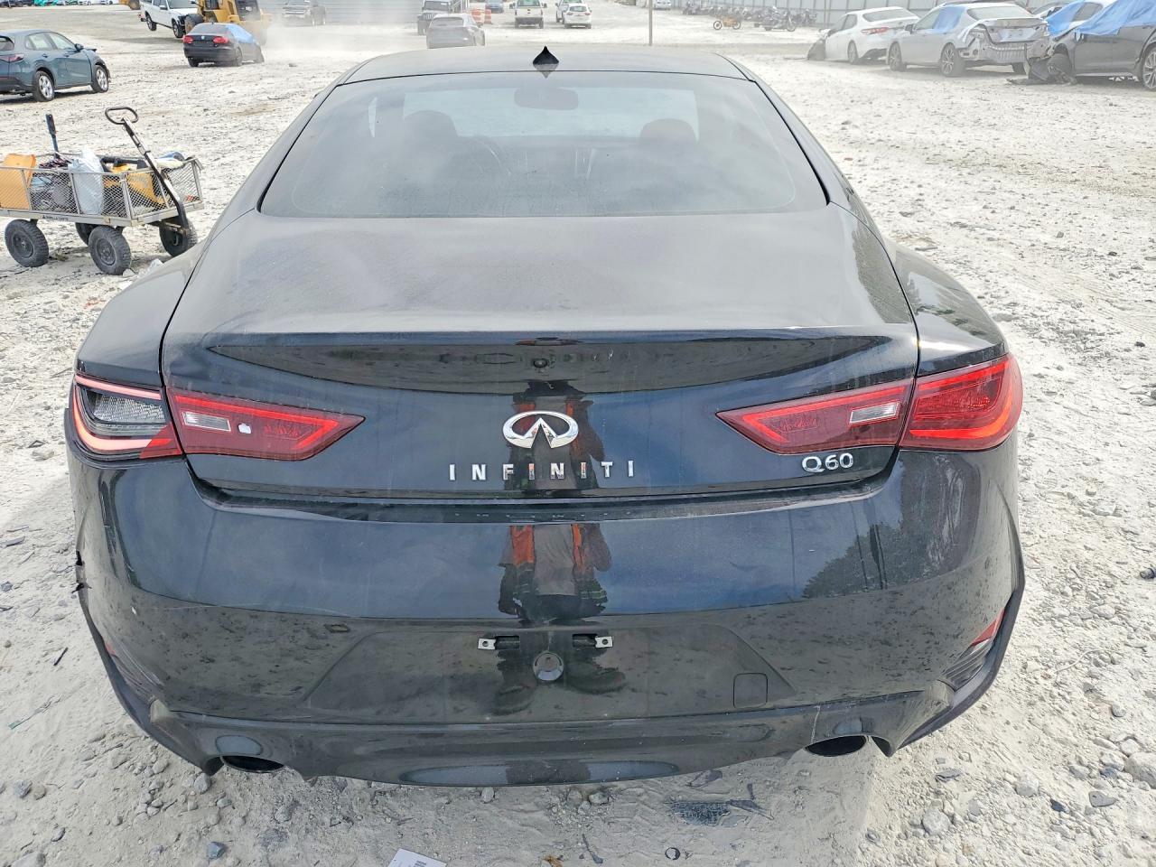 2019 Infiniti Q60 3.0T Luxe - zdjęcie 6
