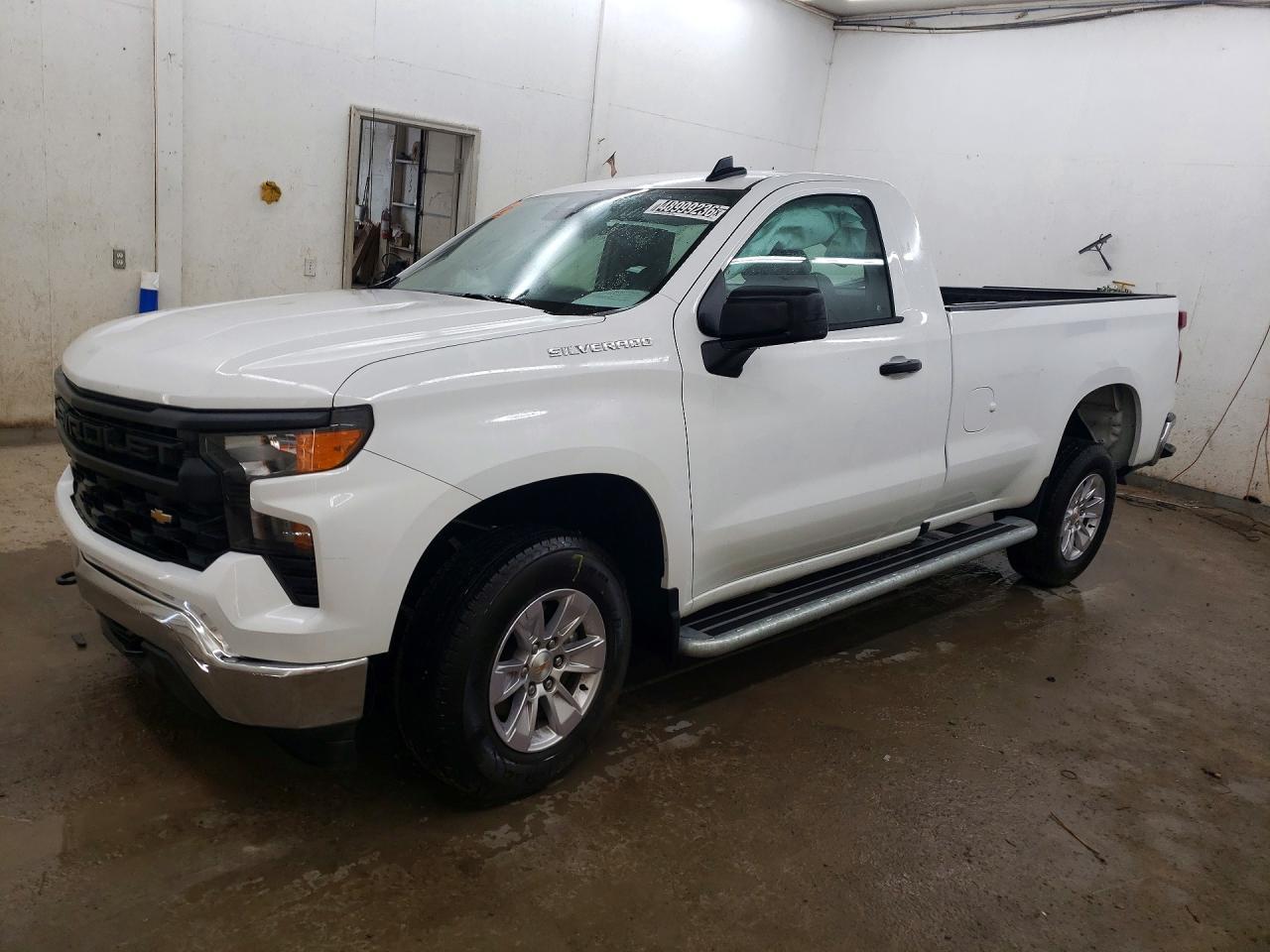 2026 Chevrolet Silverado C1500 - zdjęcie główne