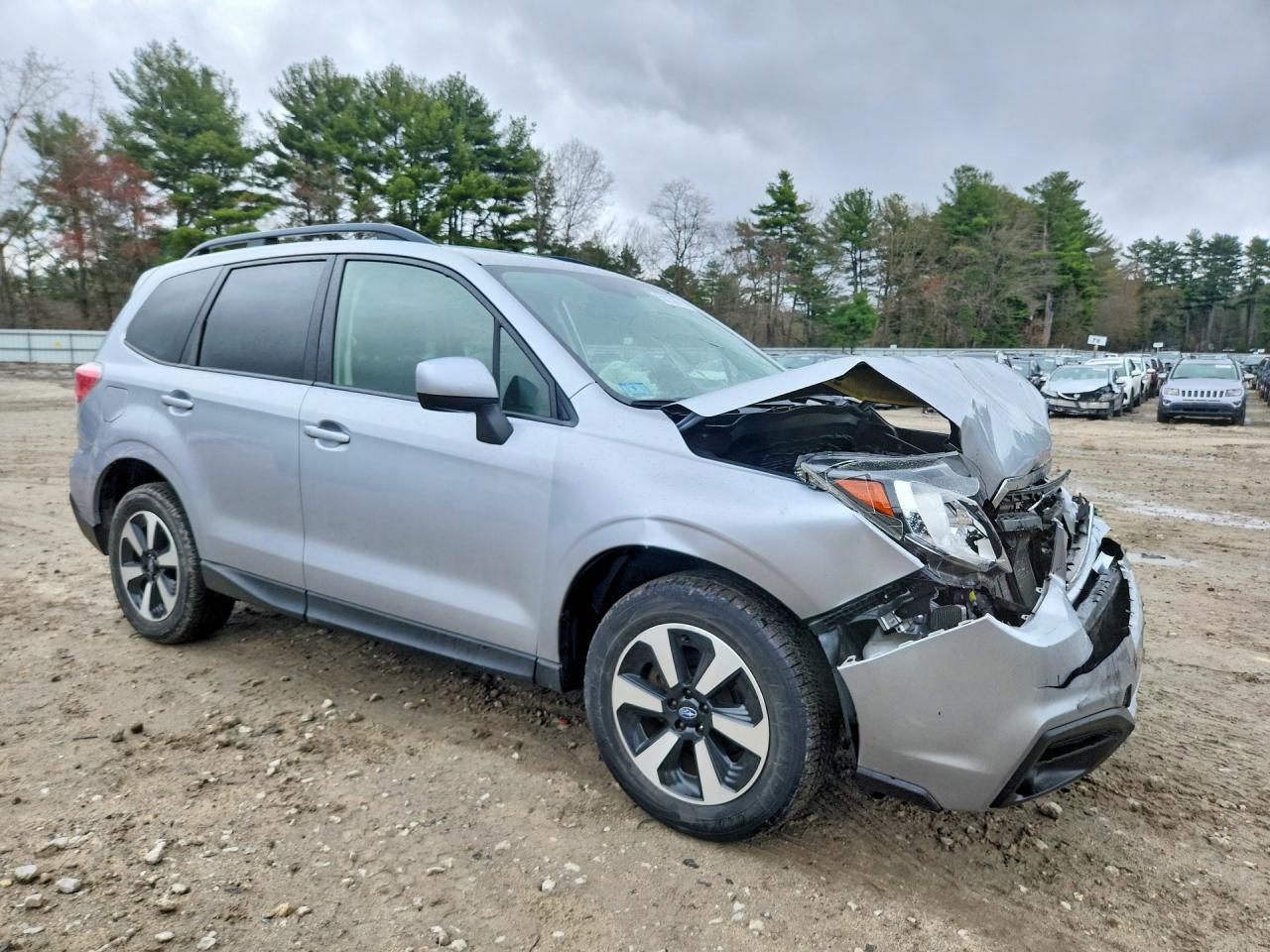 2018 Subaru Forester 2.5I Premium - zdjęcie 4