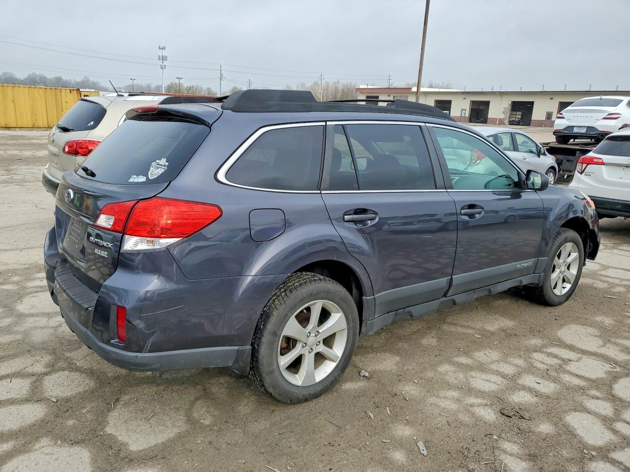 2013 Subaru Outback 2.5I Premium - zdjęcie 3