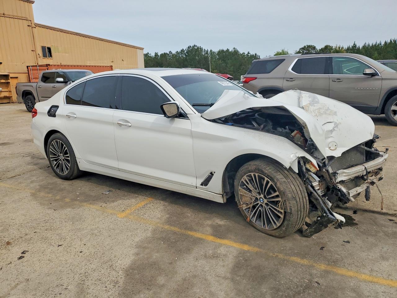 2018 BMW 530 I - zdjęcie 4