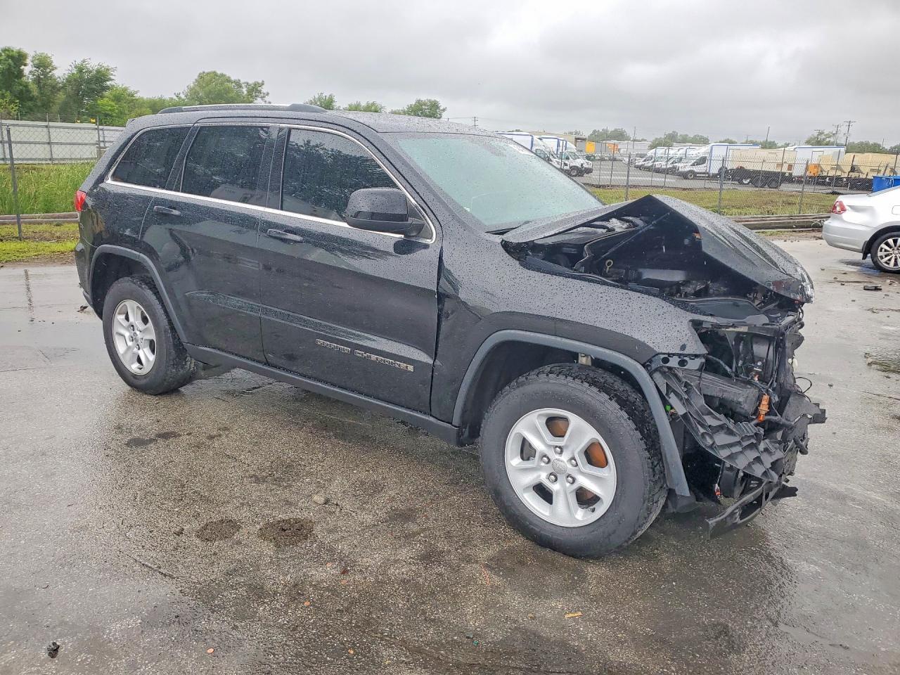 2017 Jeep Grand Cherokee Laredo - zdjęcie 4