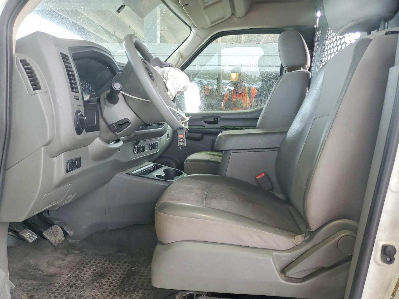 2018 Nissan Nv 2500 S - zdjęcie 7
