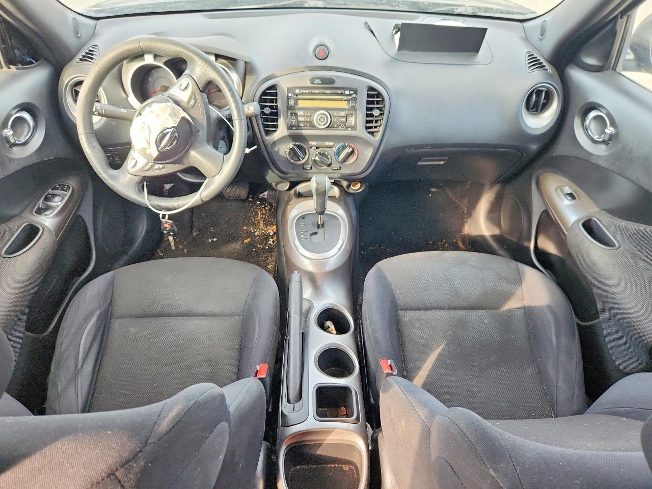 2014 Nissan Juke S - zdjęcie 8