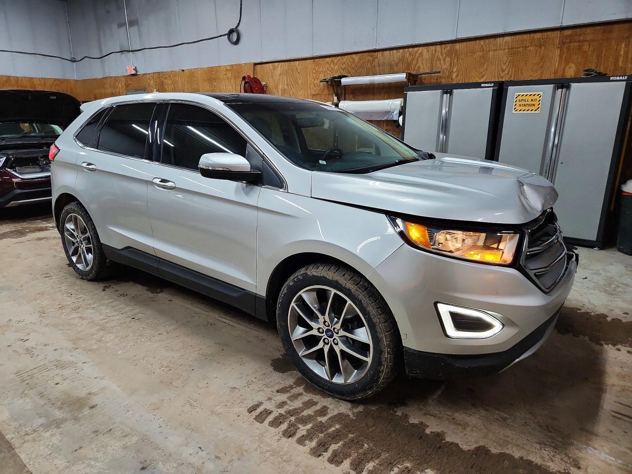 2016 Ford Edge Titanium - zdjęcie 4