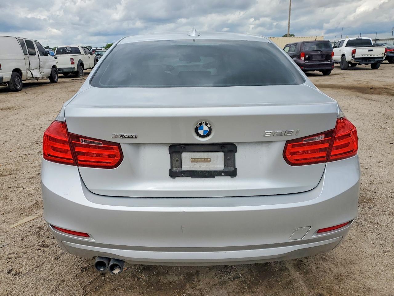 2014 BMW 328 Xi Sulev - zdjęcie 6