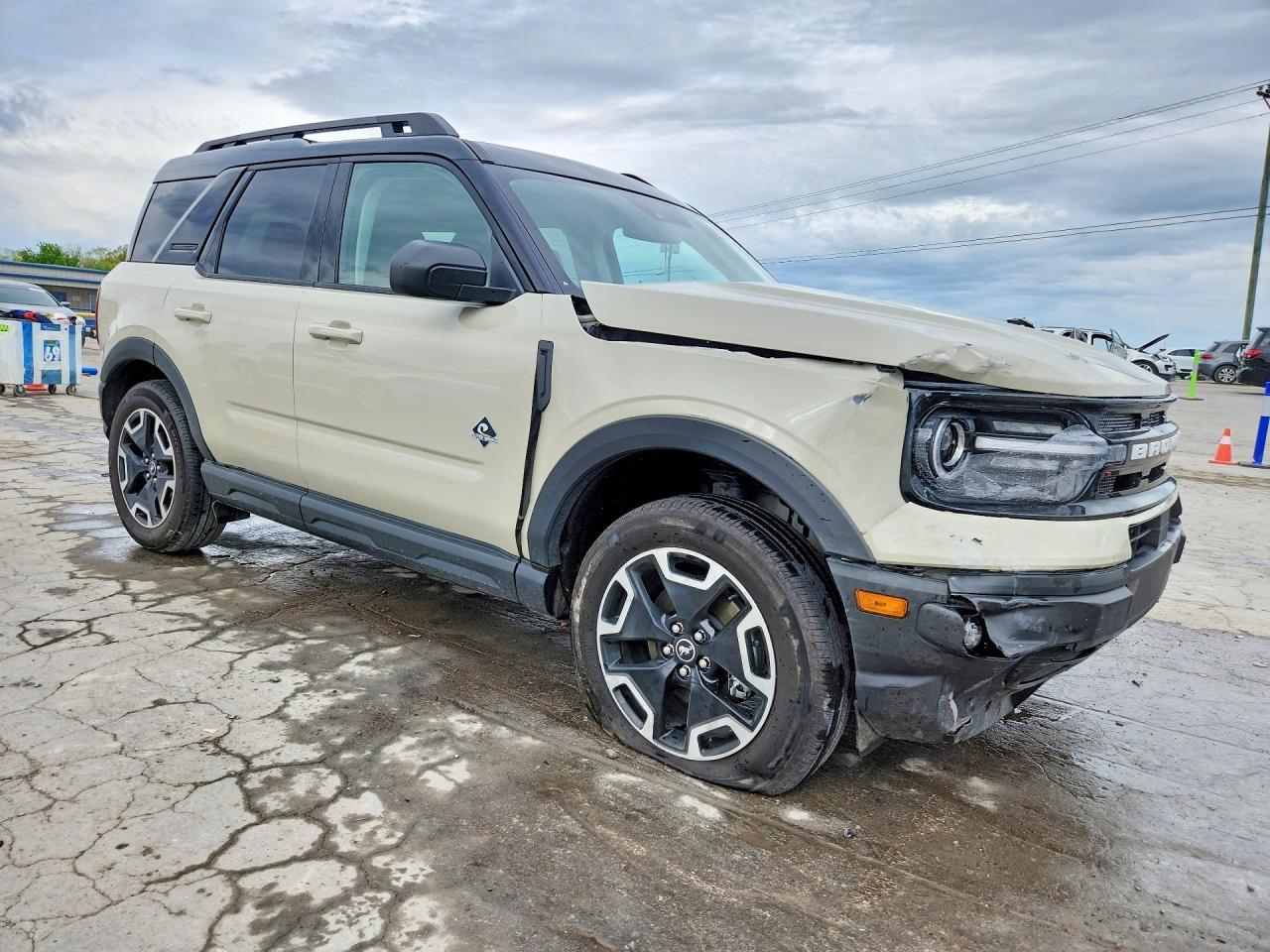2024 Ford Bronco Sport Outer Banks - zdjęcie 4