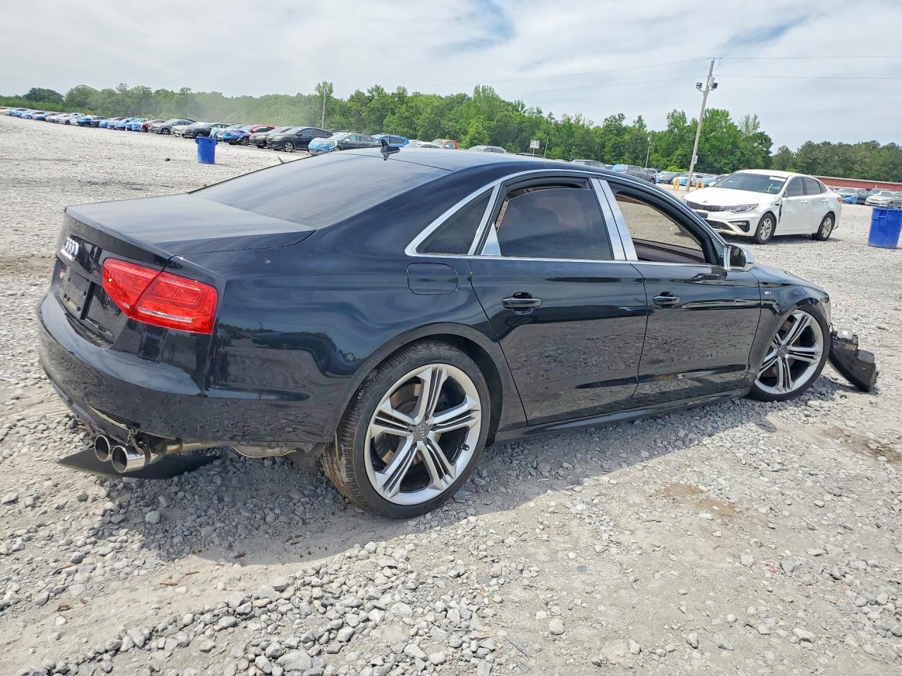 2013 Audi S8 Quattro - zdjęcie 3