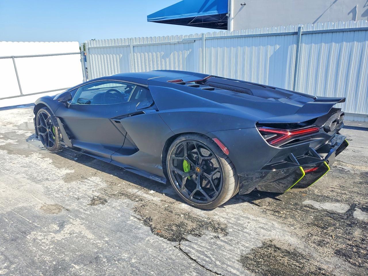2024 Lamborghini Revuelto - zdjęcie 2