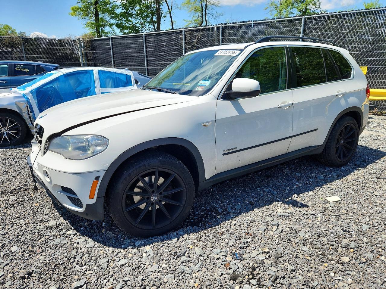 2013 BMW X5 xDrive35I - zdjęcie główne