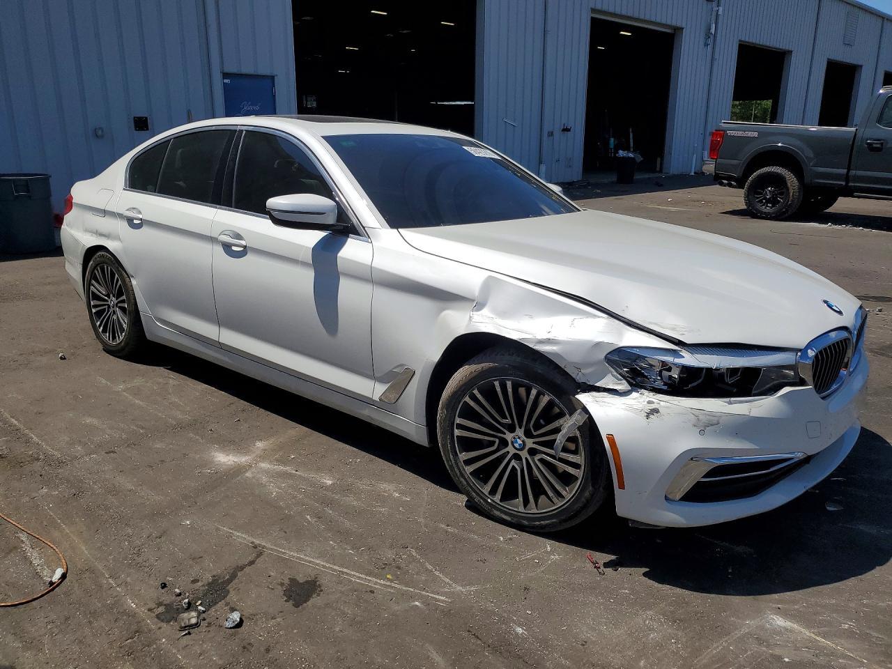 2019 BMW 530 I - zdjęcie 4