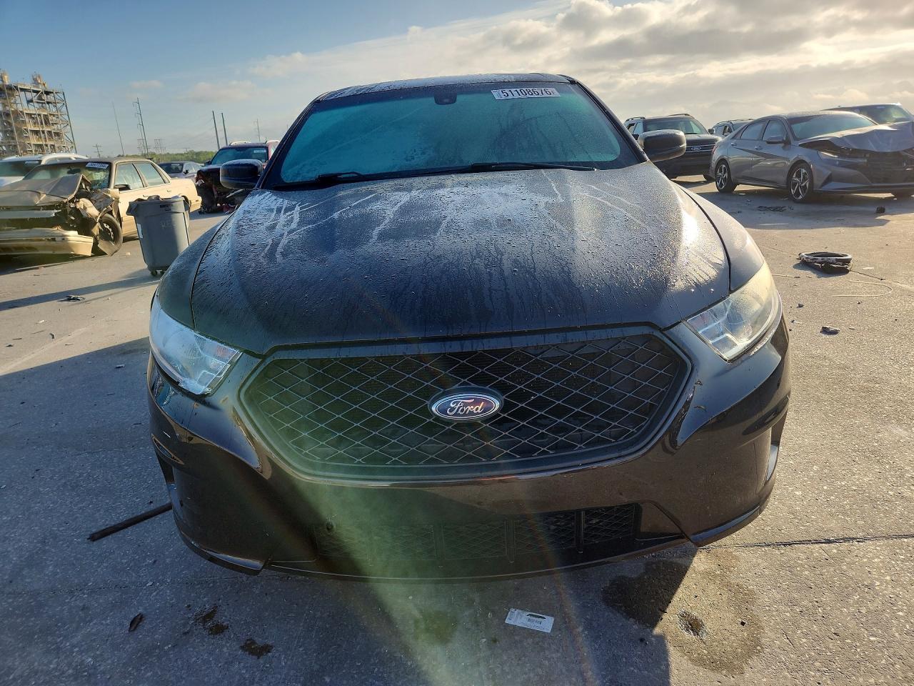 2017 Ford Taurus Police Interceptor - zdjęcie 5