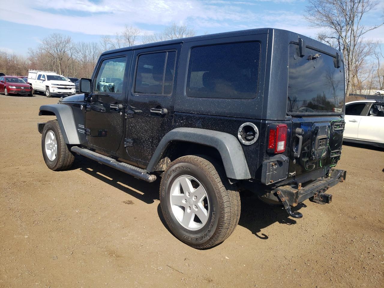 2015 Jeep Wrangler Unlimited Sport - zdjęcie 2