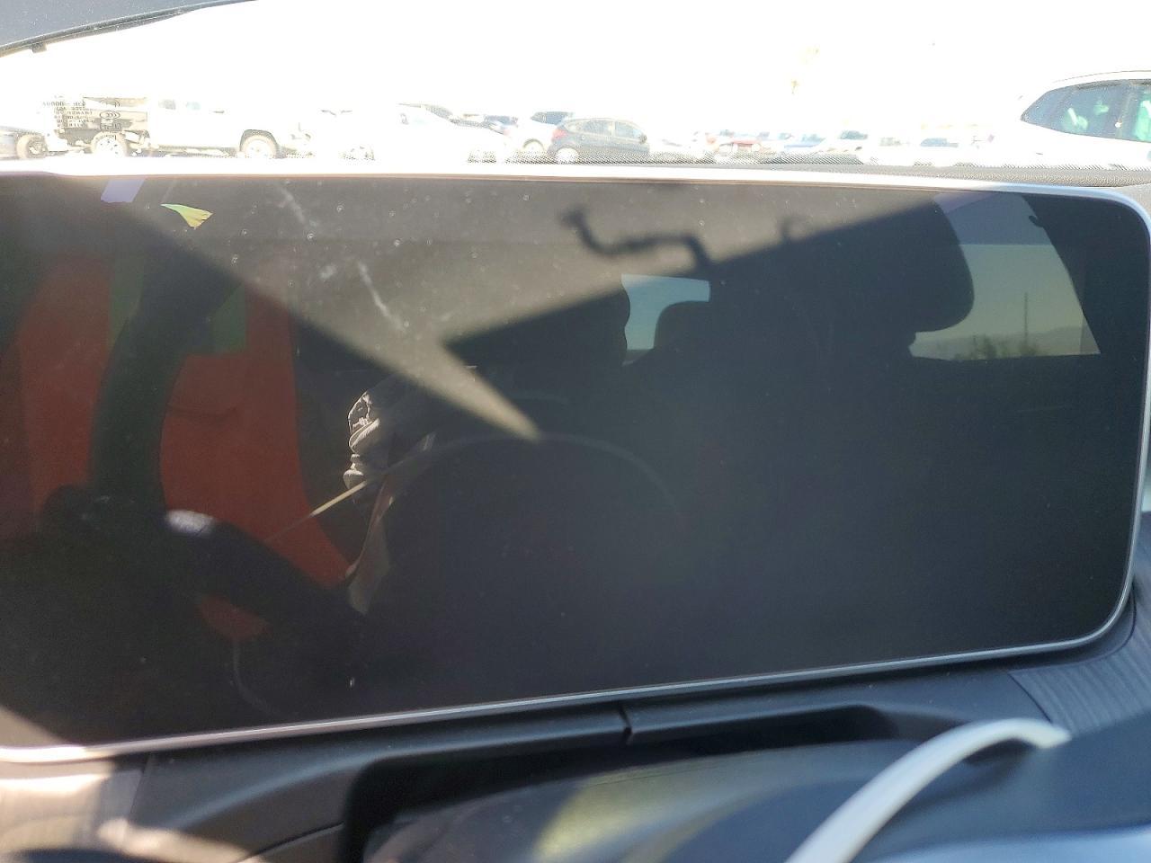 2025 Mercedes-Benz C 300 - zdjęcie 9