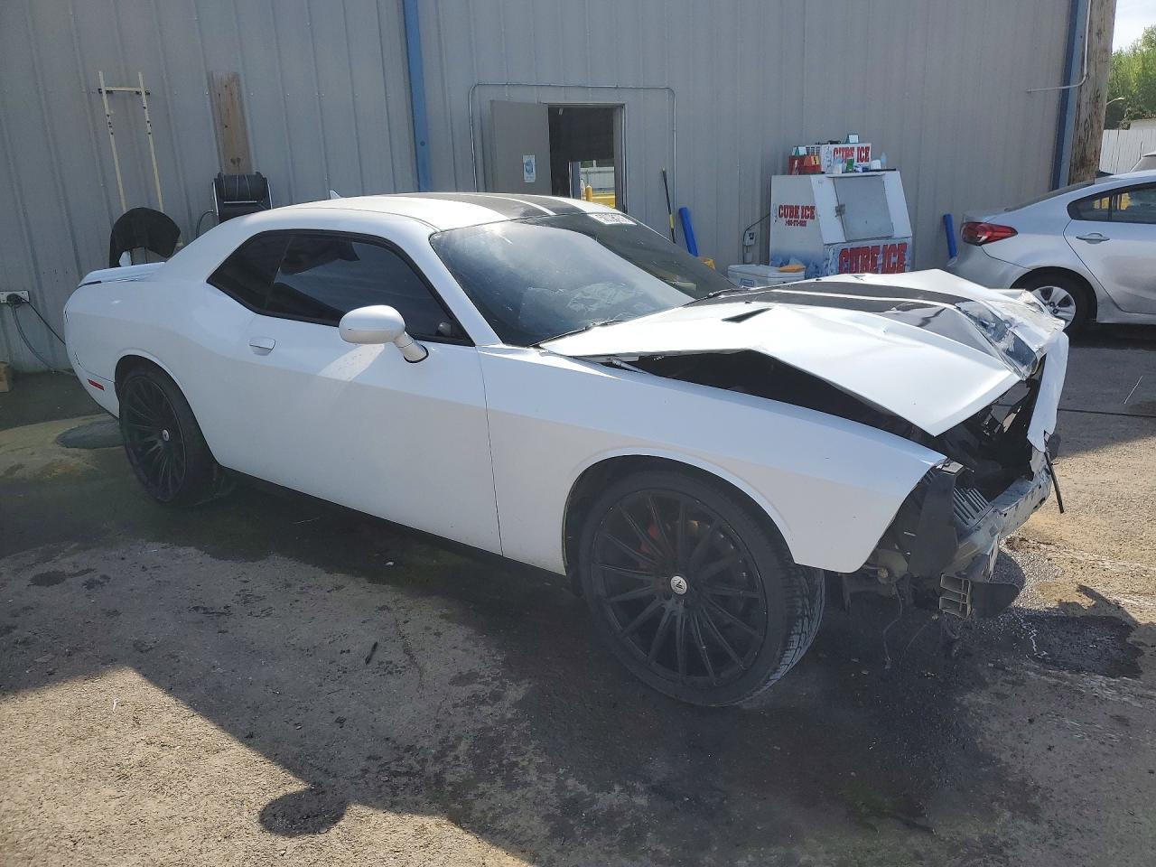 2016 Dodge Challenger Sxt - zdjęcie 4