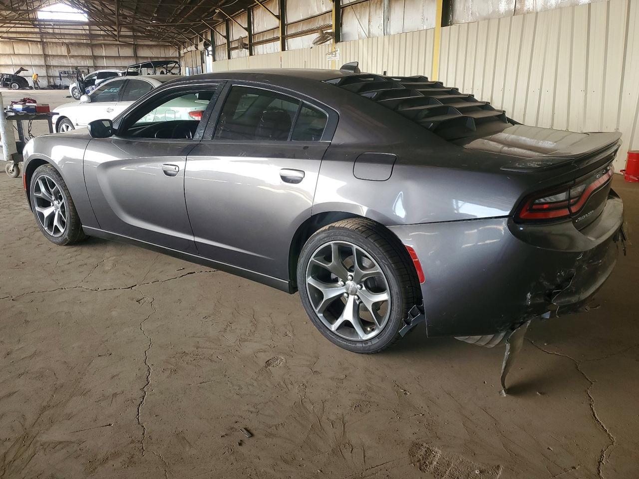 2016 Dodge Charger Sxt - zdjęcie 2