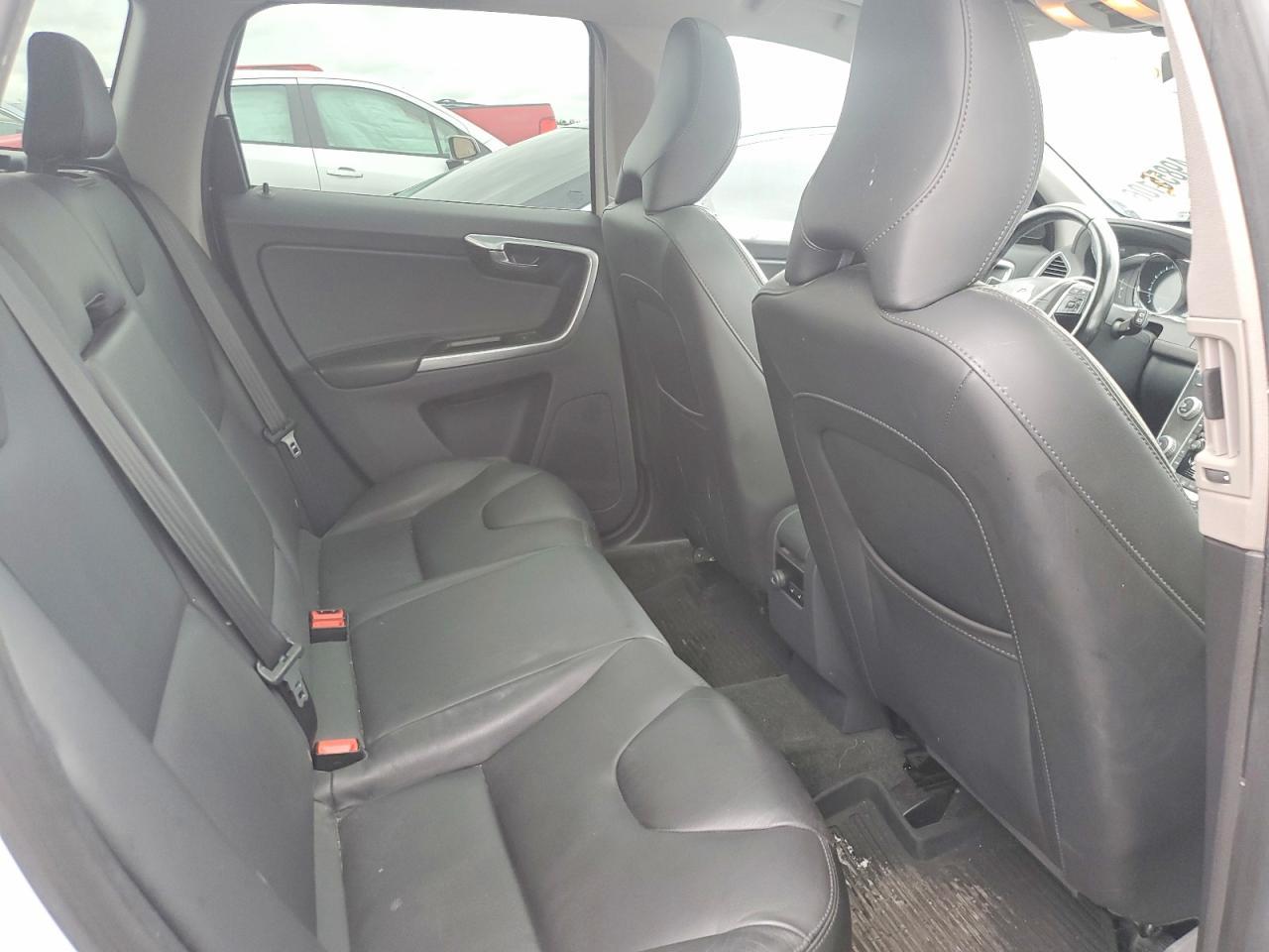 2016 Volvo Xc60 T6 Premier - zdjęcie 10