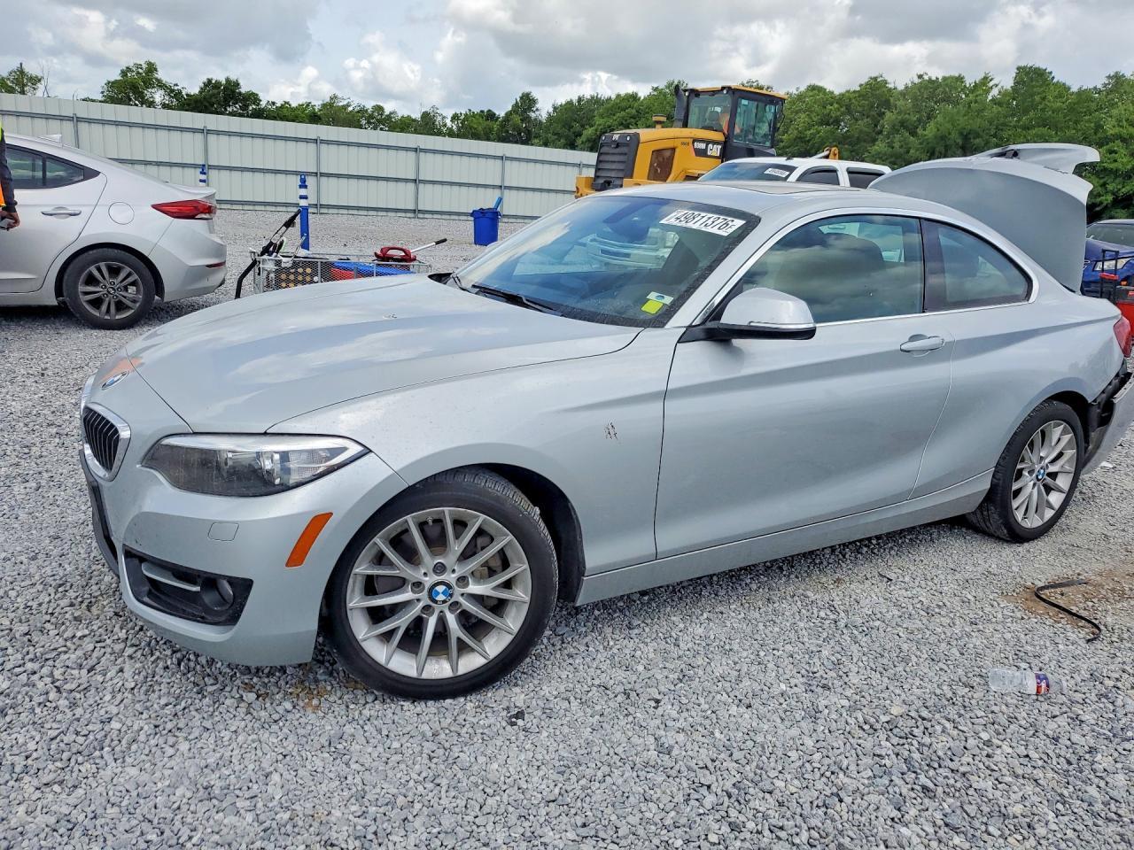 2016 BMW 228 Xi Sulev - zdjęcie główne