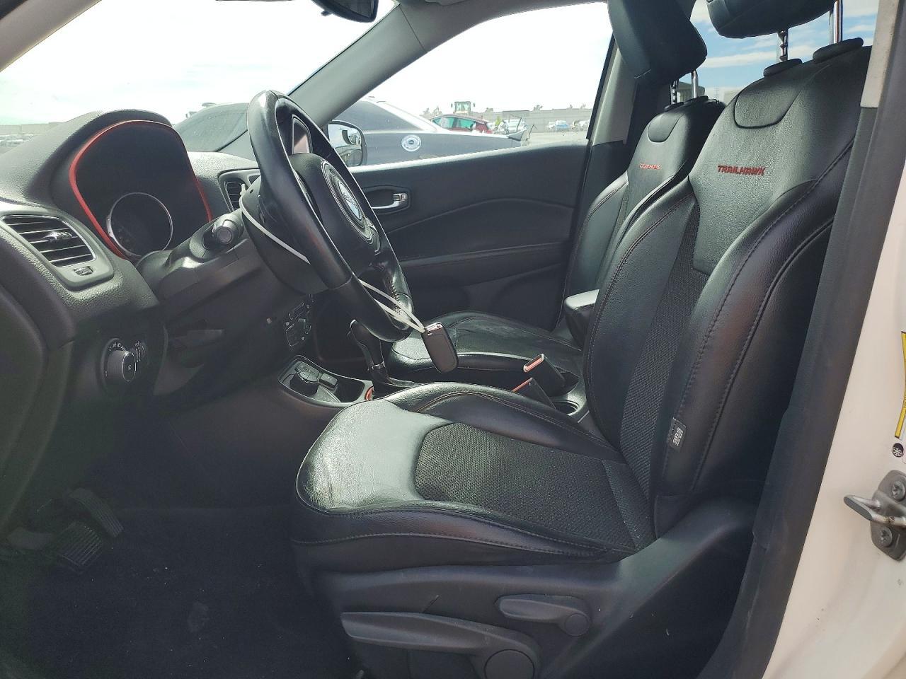 2020 Jeep Compass Trailhawk - zdjęcie 7