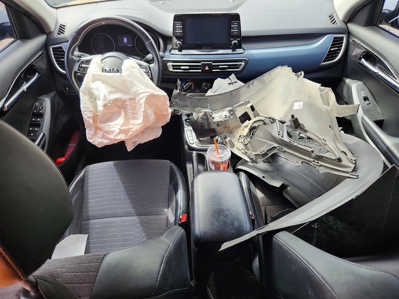 2021 Kia Seltos S - zdjęcie 8