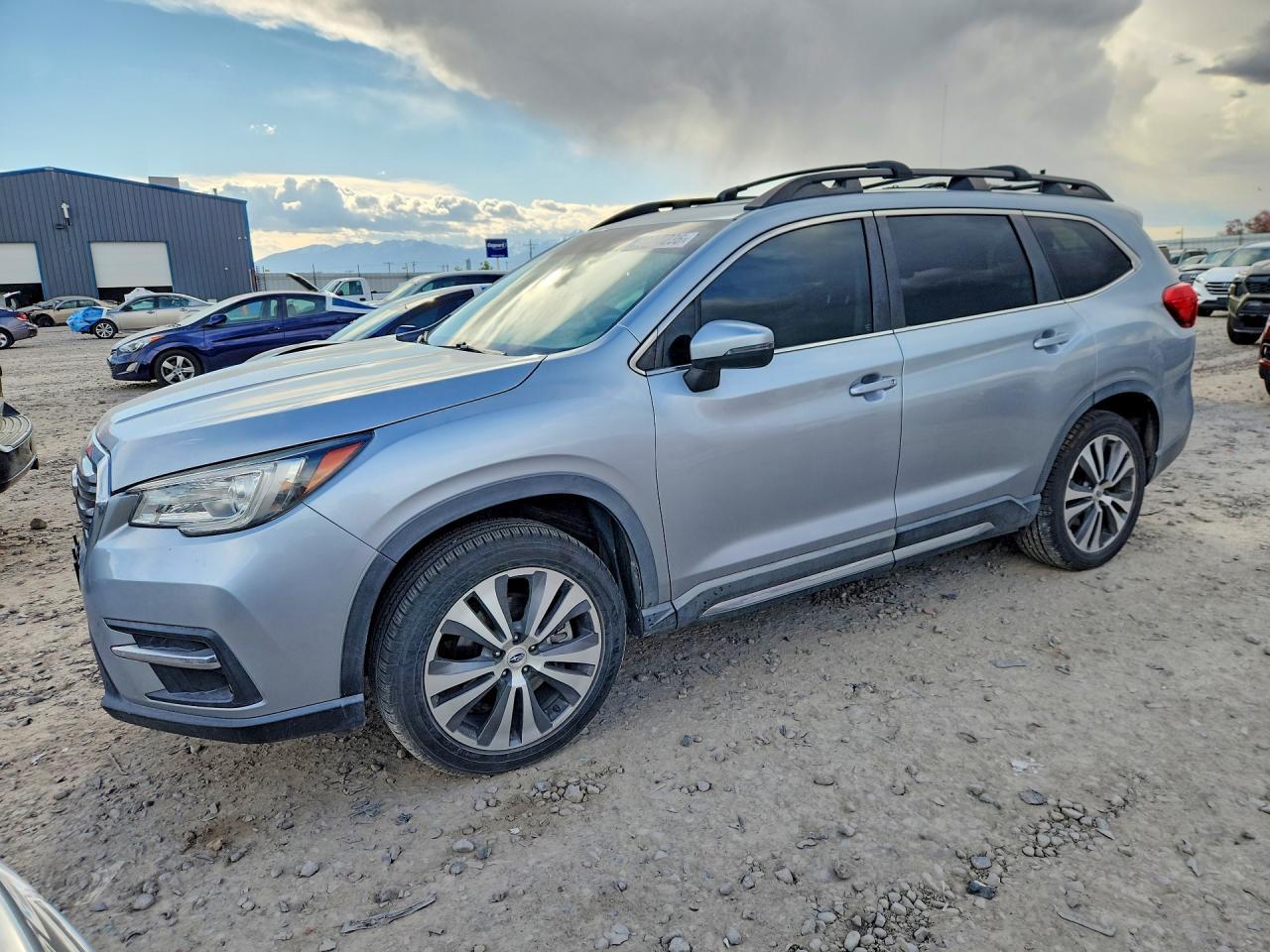 2019 Subaru Ascent Limited - zdjęcie główne