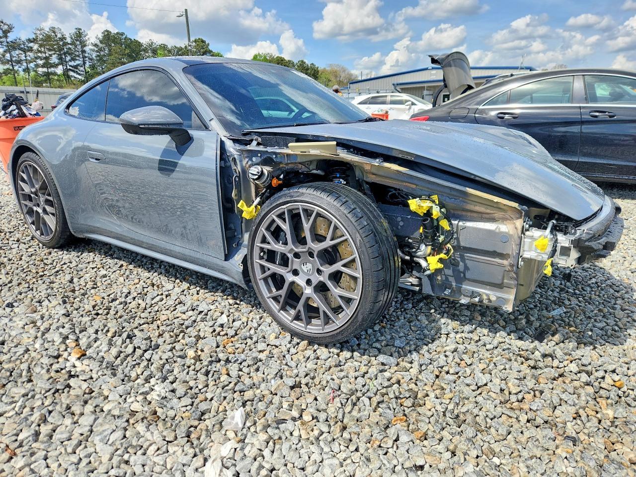 2025 Porsche 911 Carrera S - zdjęcie 4