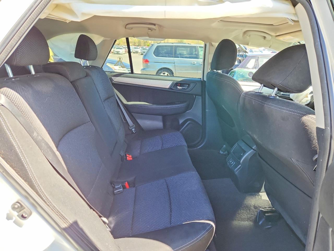 2019 Subaru Outback 2.5I Premium - zdjęcie 11