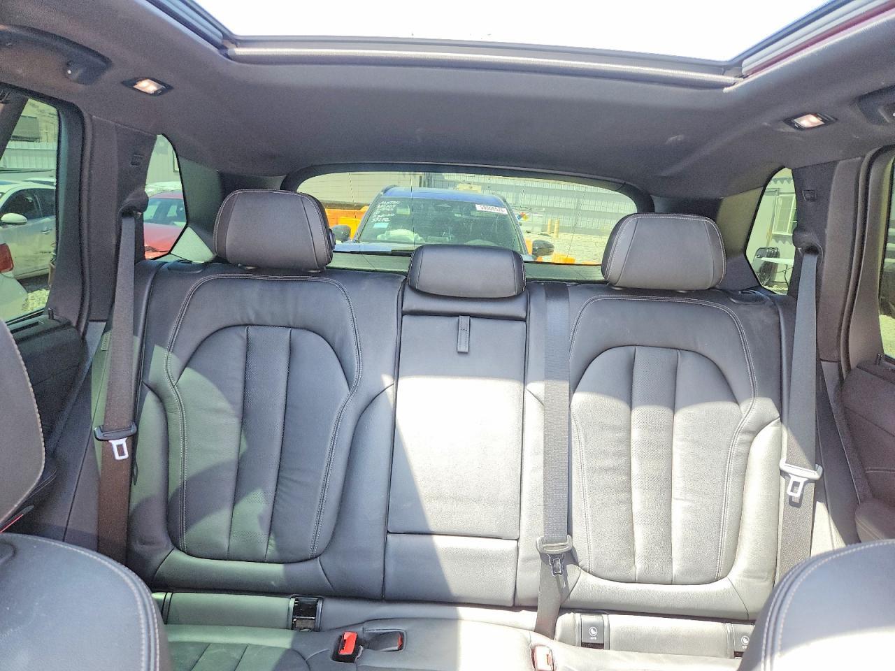 2019 BMW X5 xDrive50I - zdjęcie 10