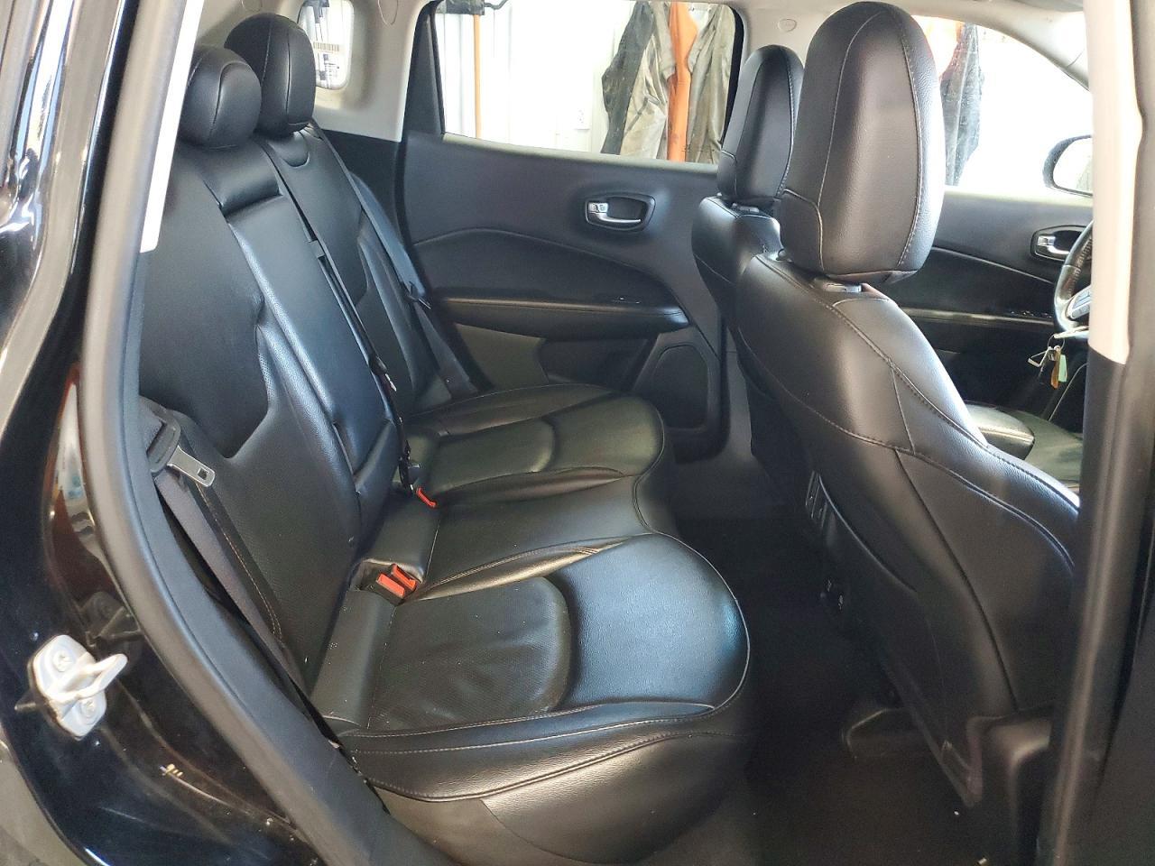 2021 Jeep Compass Limited - zdjęcie 11