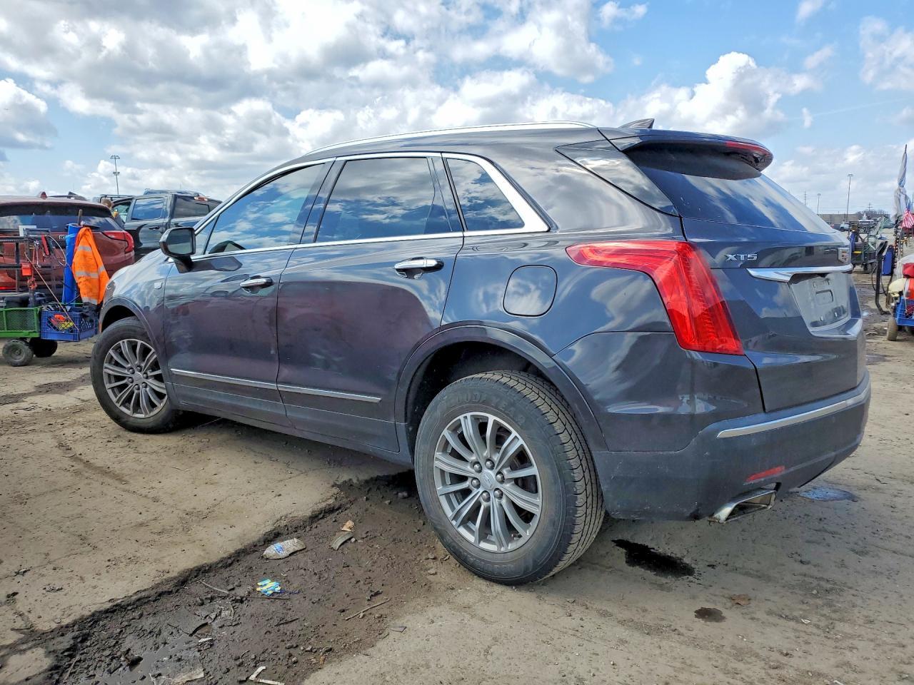 2017 Cadillac Xt5 Luxury - zdjęcie 2
