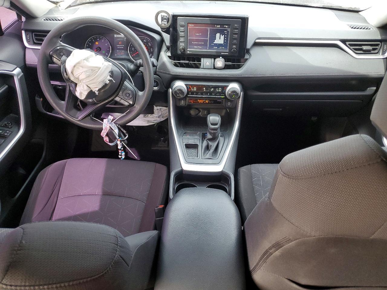 2020 Toyota Rav4 Xle - zdjęcie 8