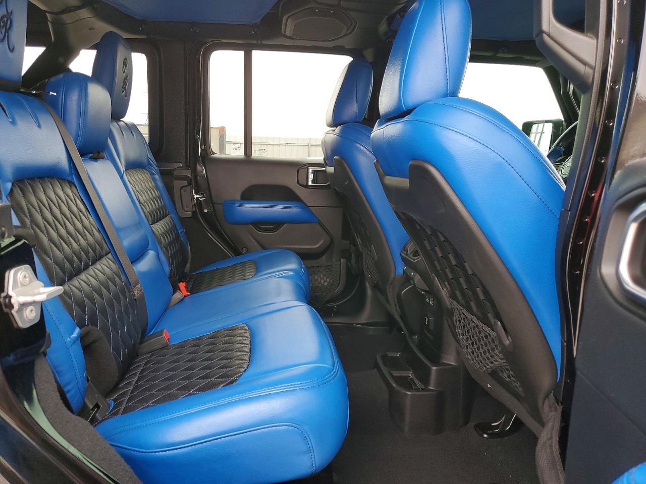 2018 Jeep Wrangler Unlimited Rubicon - zdjęcie 10