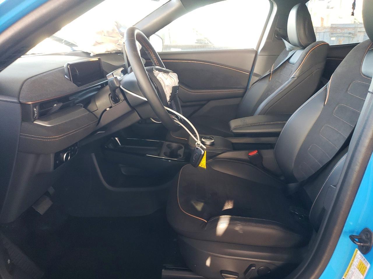 2023 Ford Mustang Mach-E Gt - zdjęcie 7