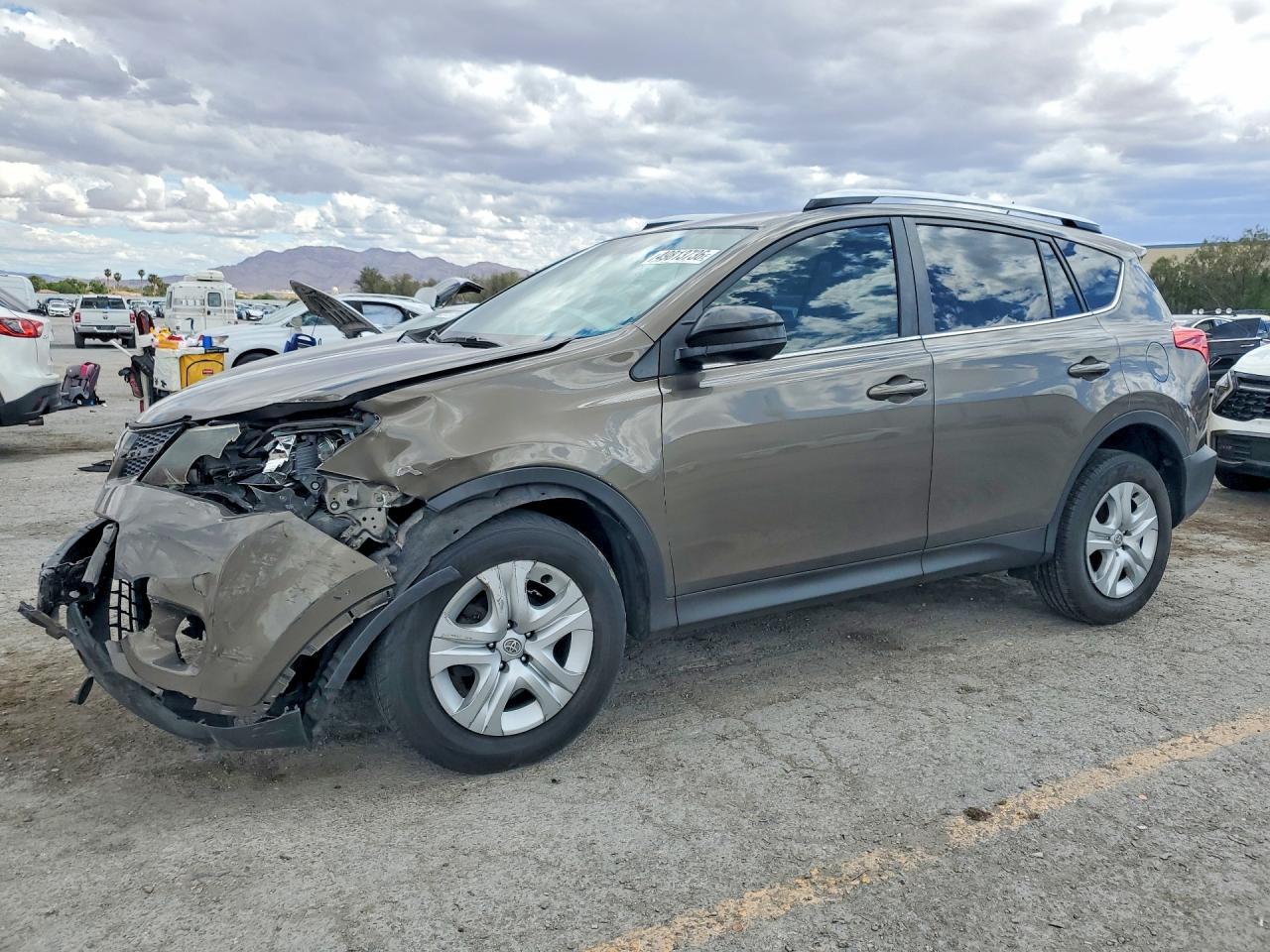 2014 Toyota Rav4 Le - zdjęcie główne