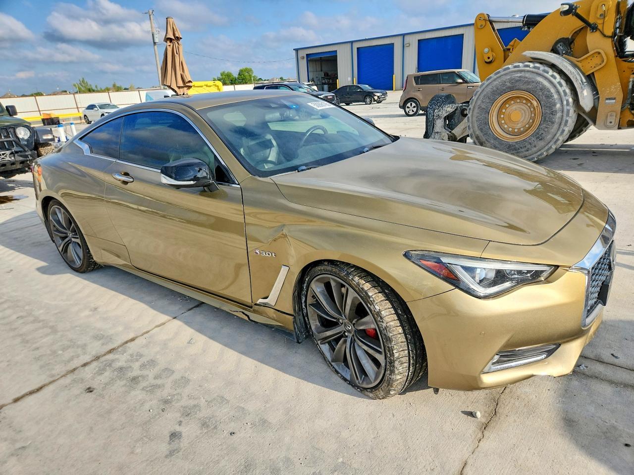 2019 Infiniti Q60 Red Sport 400 - zdjęcie 4