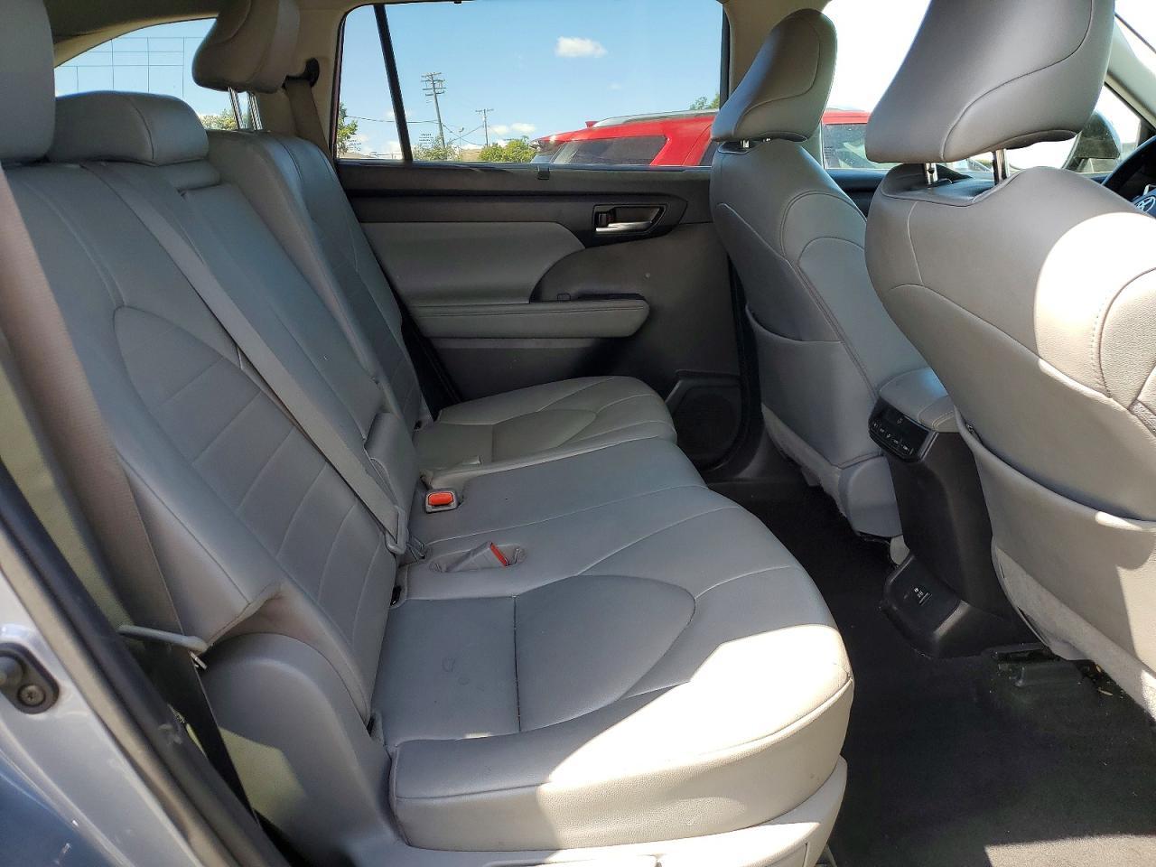 2021 Toyota Highlander Hybrid Xle - zdjęcie 11
