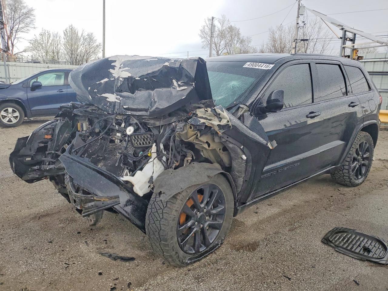 2020 Jeep Grand Cherokee Laredo - zdjęcie główne