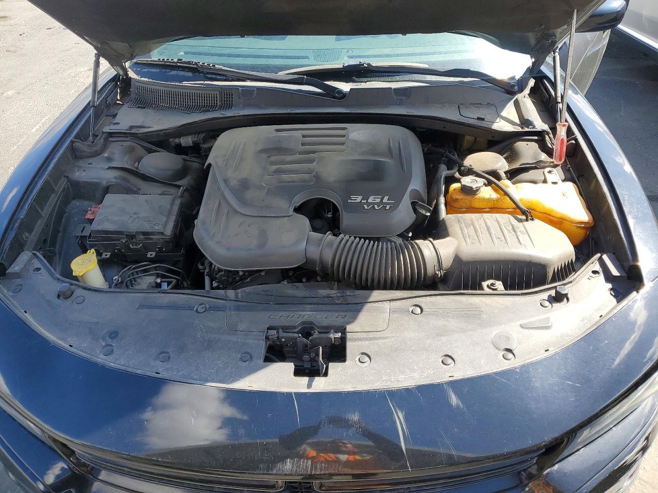 2016 Dodge Charger Sxt - zdjęcie 11