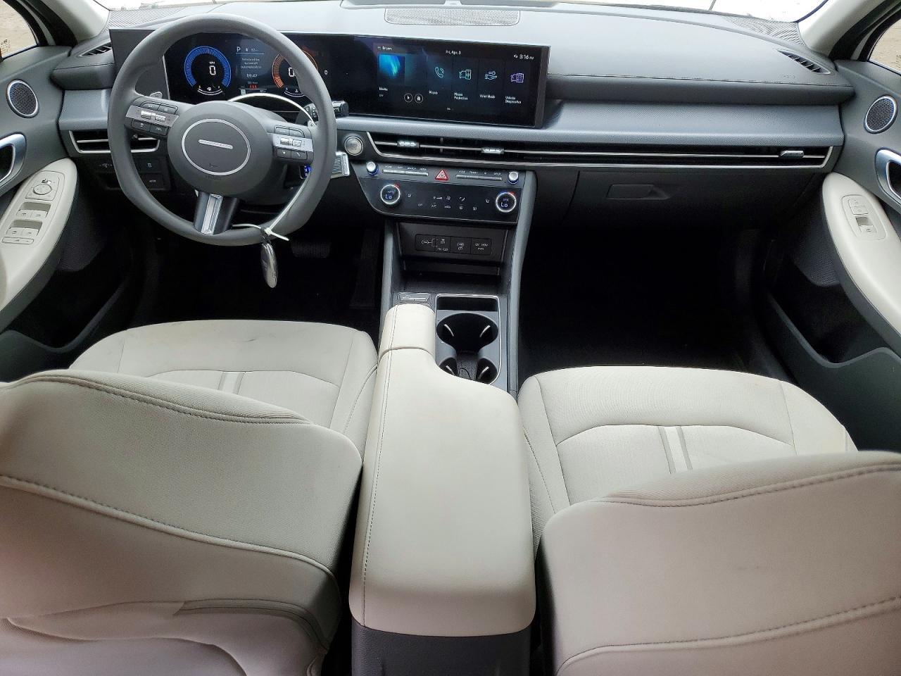 2025 Hyundai Sonata Sel - zdjęcie 8