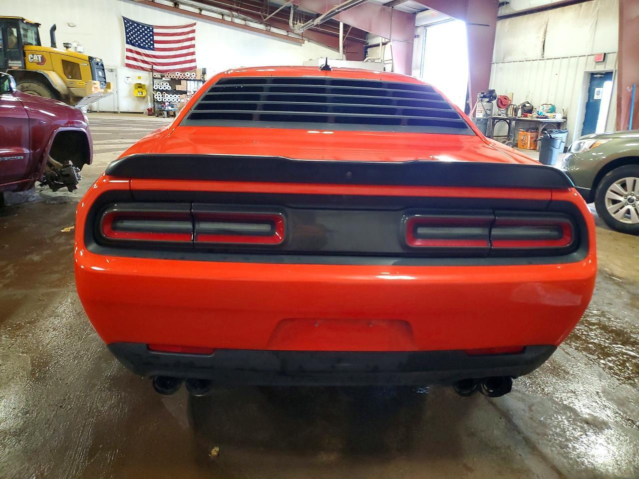 2019 Dodge Challenger R - zdjęcie 6