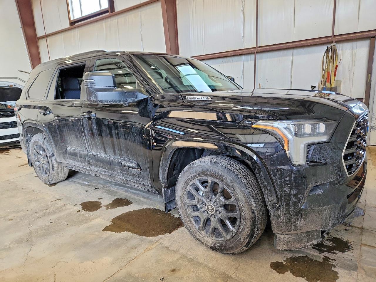 2024 Toyota Sequoia Sr5 - zdjęcie 4