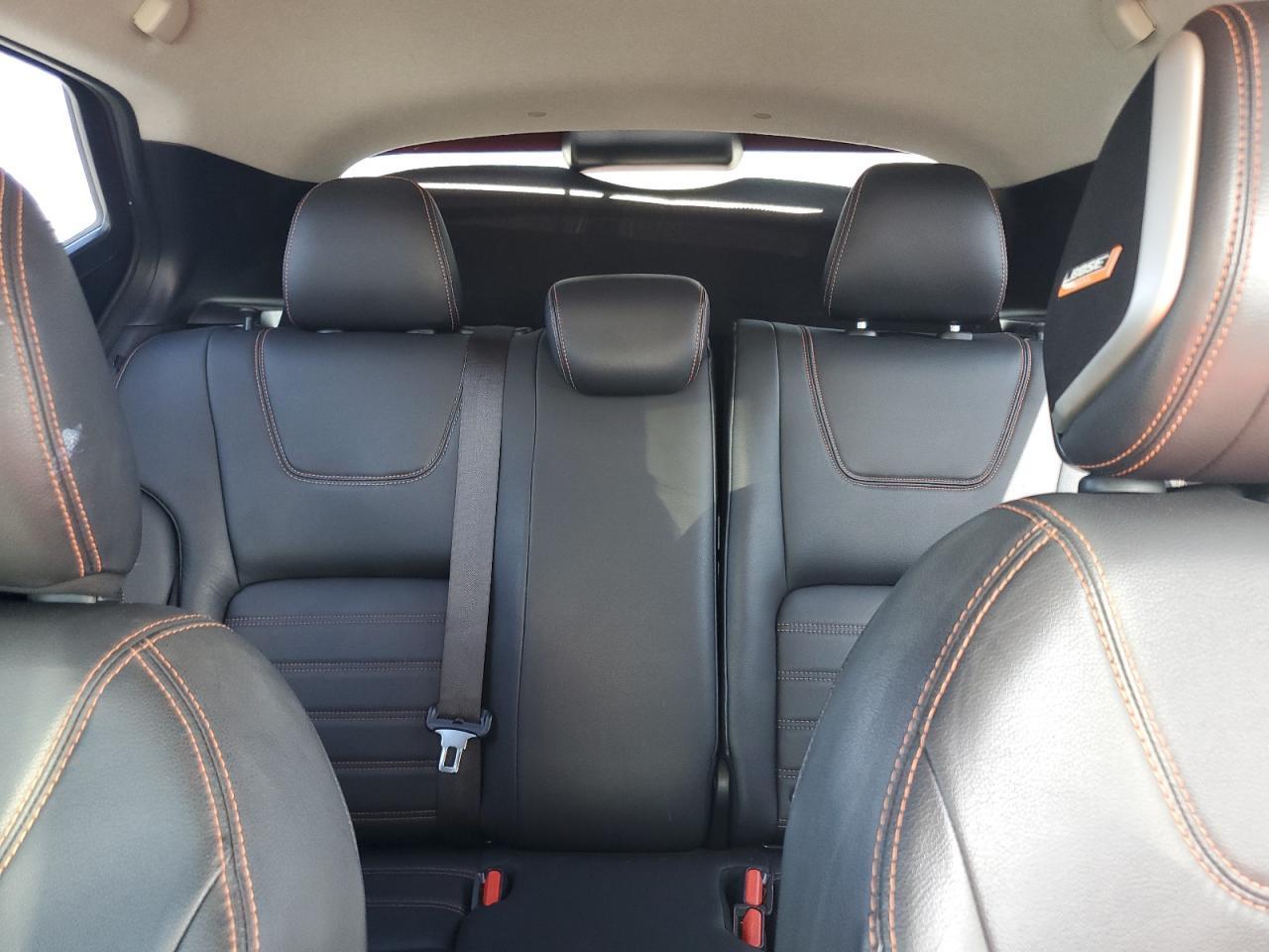 2020 Nissan Kicks Sr - zdjęcie 10