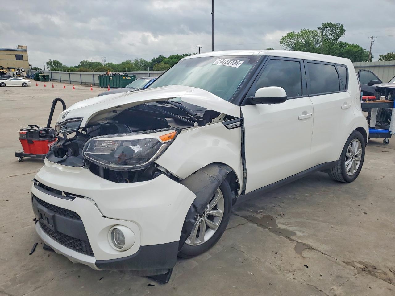 2018 Kia Soul + - zdjęcie główne