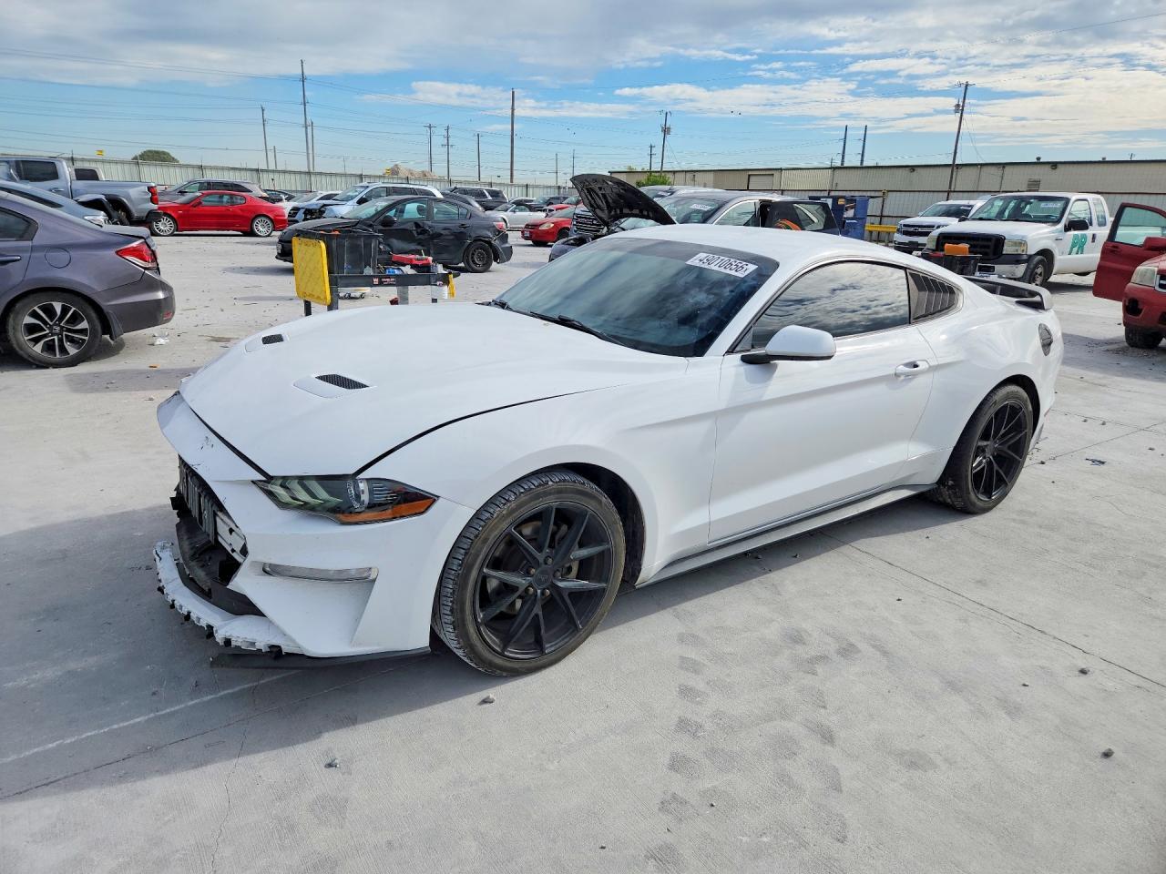 2019 Ford Mustang - zdjęcie główne
